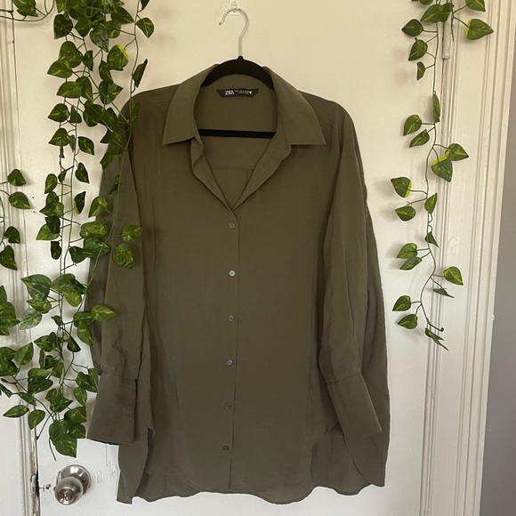 Zara Tops - Zara Button Down